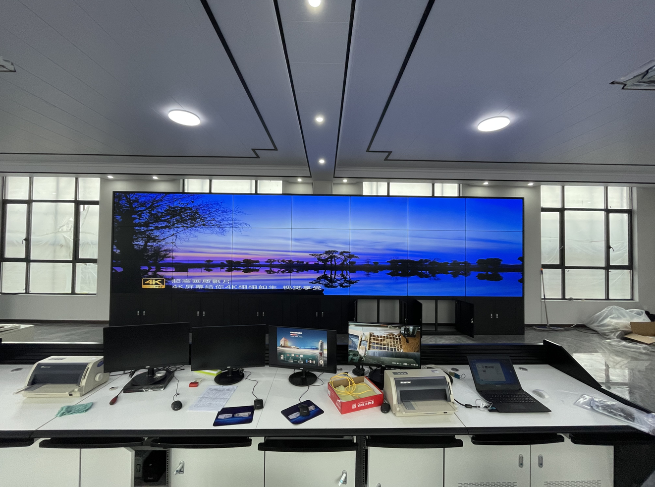 液晶拼接屏顯示系統
